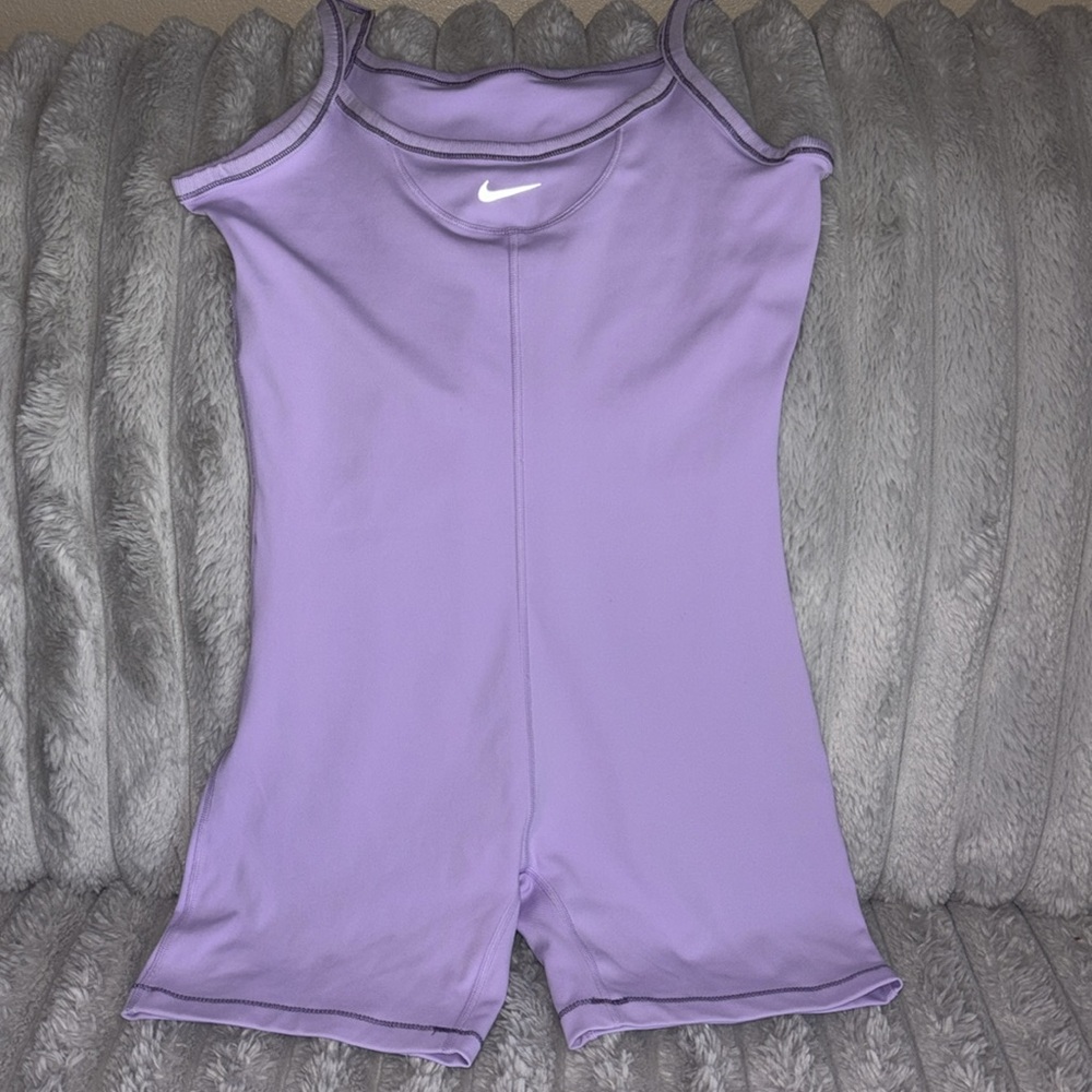 Nike Lavender Purple Athletic One-Piece Size M💜